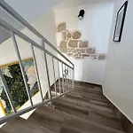 Hébergement de vacances Family Friendly House With A Swimming Pool Mundanije, Rab - 23393